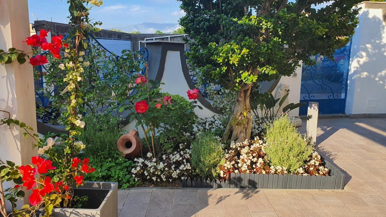 Sorrento Garden Room Exterior foto